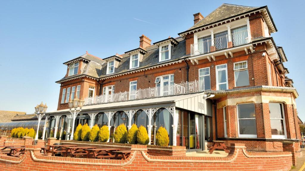 Wherry Hotel 5