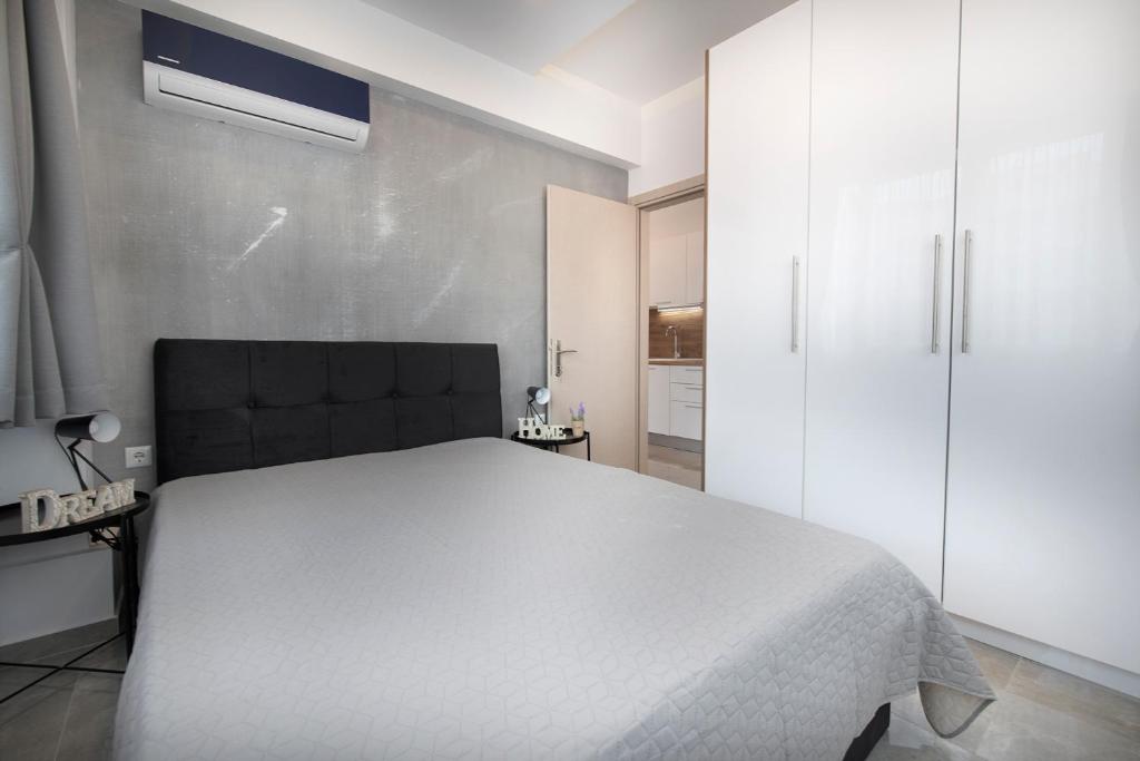 J Villara's Luxury Suites - 18