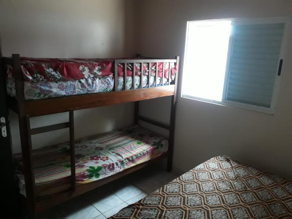  Casa Condomínio para até 8 pessoas 300m da praia