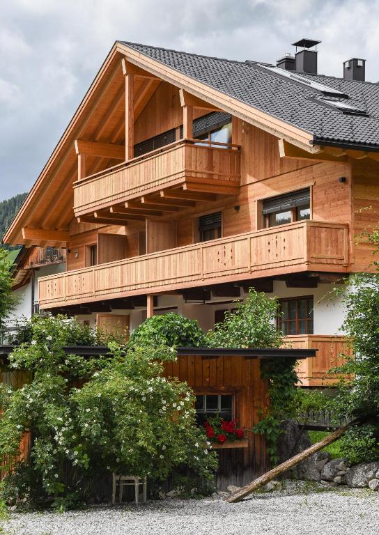Zdjęcie z galerii obiektu Rocca Apartments w mieście Sesto