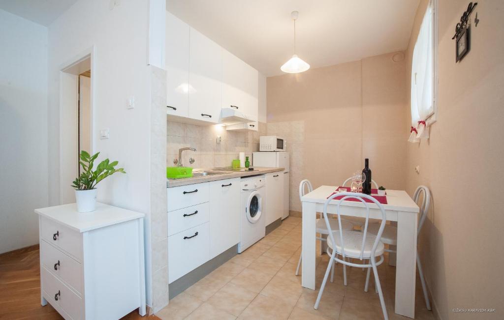 Zdjęcie z galerii obiektu Zadar City Studios w mieście Zadar