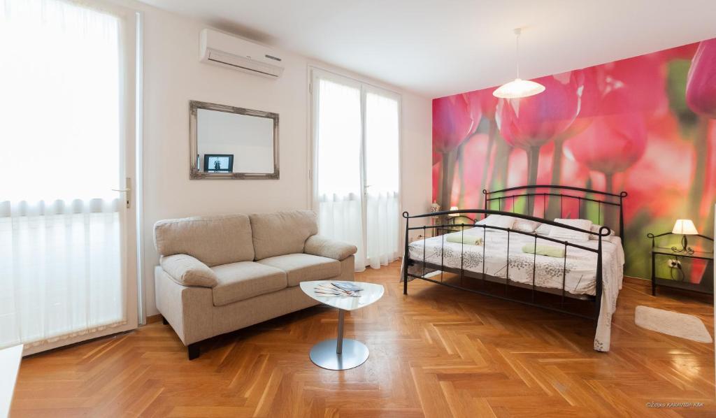 Zdjęcie z galerii obiektu Zadar City Studios w mieście Zadar