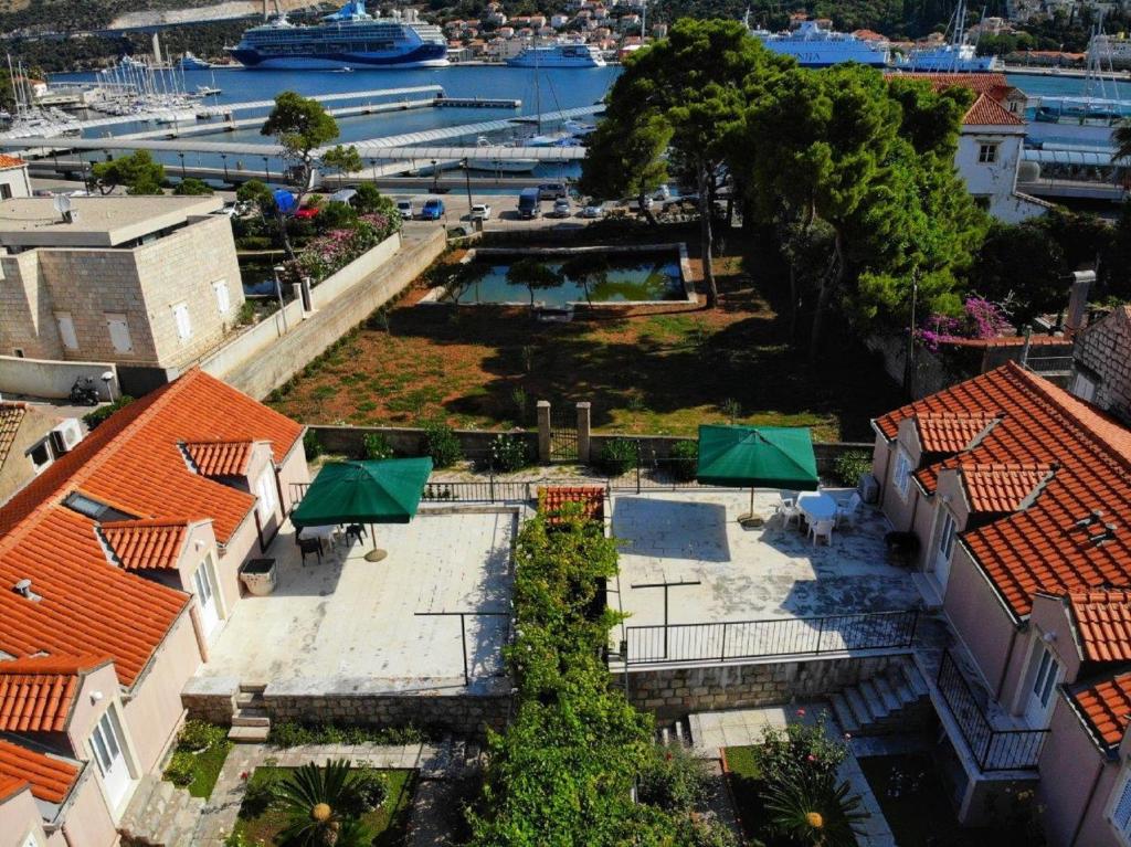 Apartments Katarina-Two Bedroom Apartment with Parking