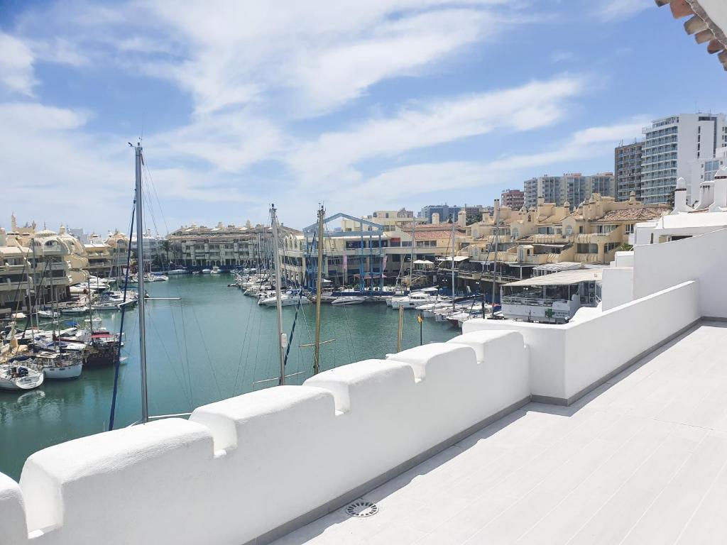 Puerto Marina Sun Beach Apartamento con VISTAS al MAR 1ra ...