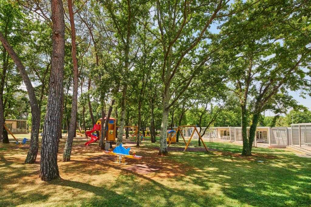 Herní místnost nebo prostor pro děti v ubytování Camping Stella Maris Mobile Homes