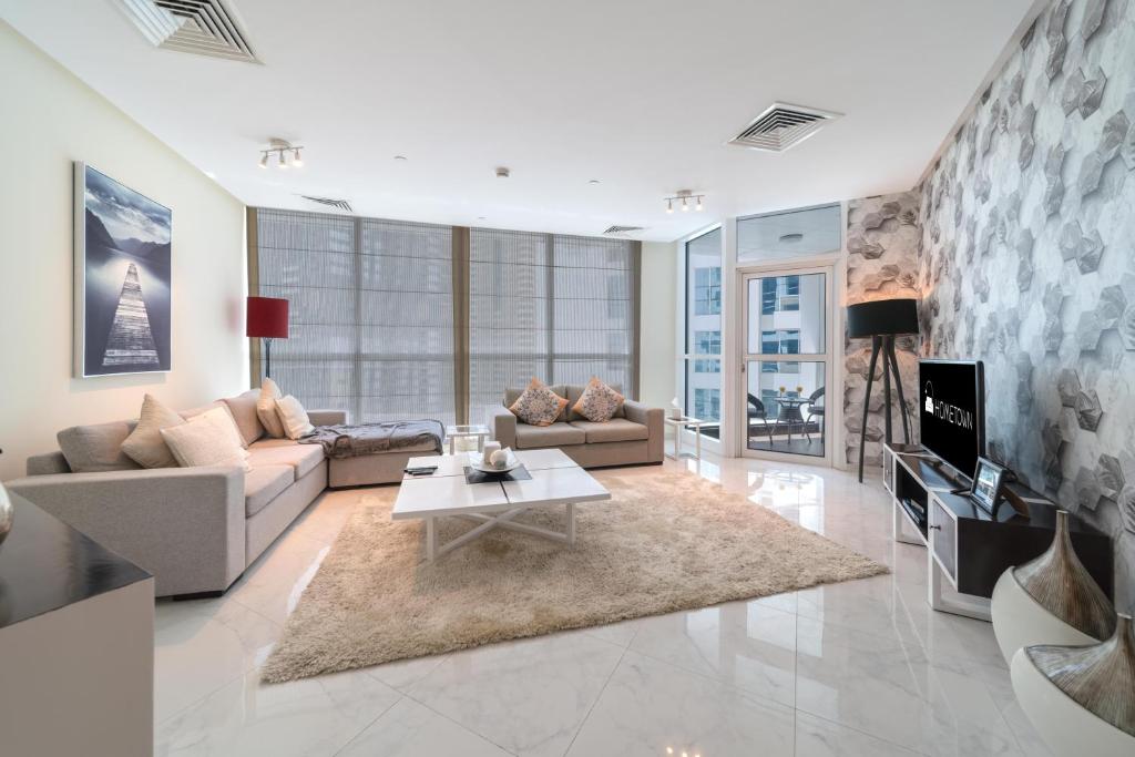 Hometown Apartments - Luxury and Spacious 3 bedroom apartment in Marina, Dubai – Updated 2022 Prices