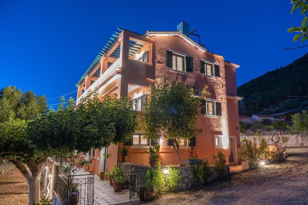 Nespecifikovaný výhled na hory nebo výhled na hory při pohledu z apartmánu