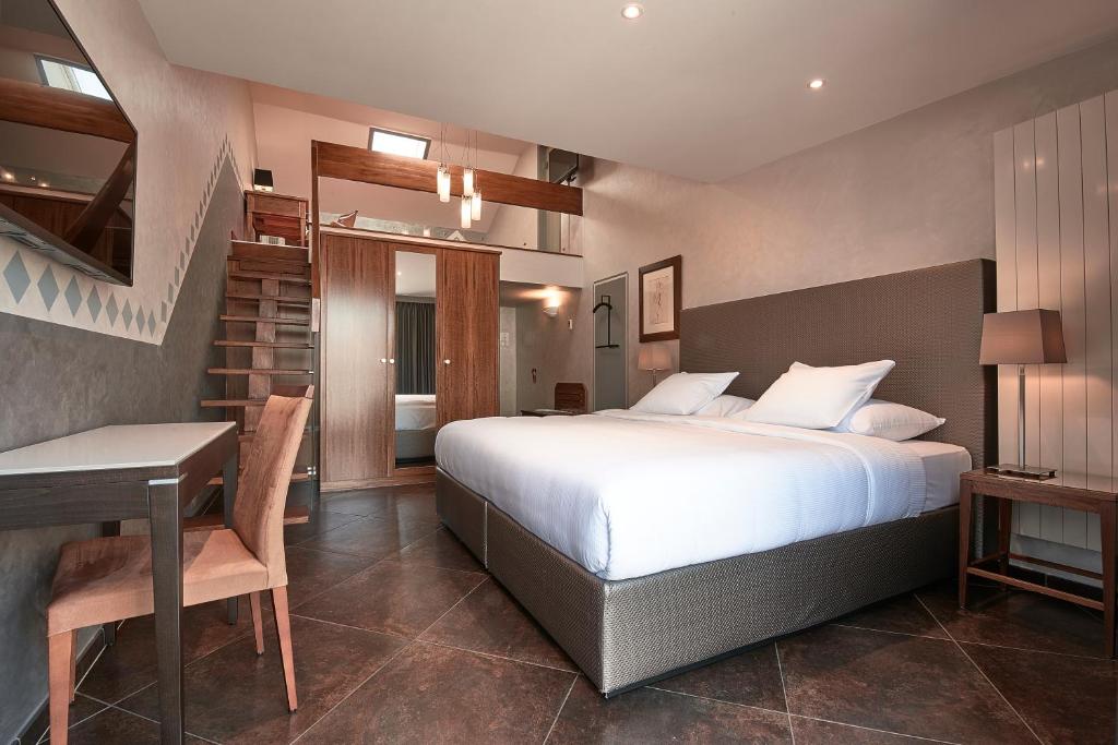 
Duplex Room with Lounge
