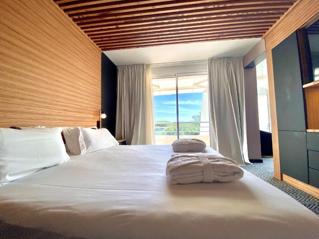 GOLF HOTEL - Suite De Lujo