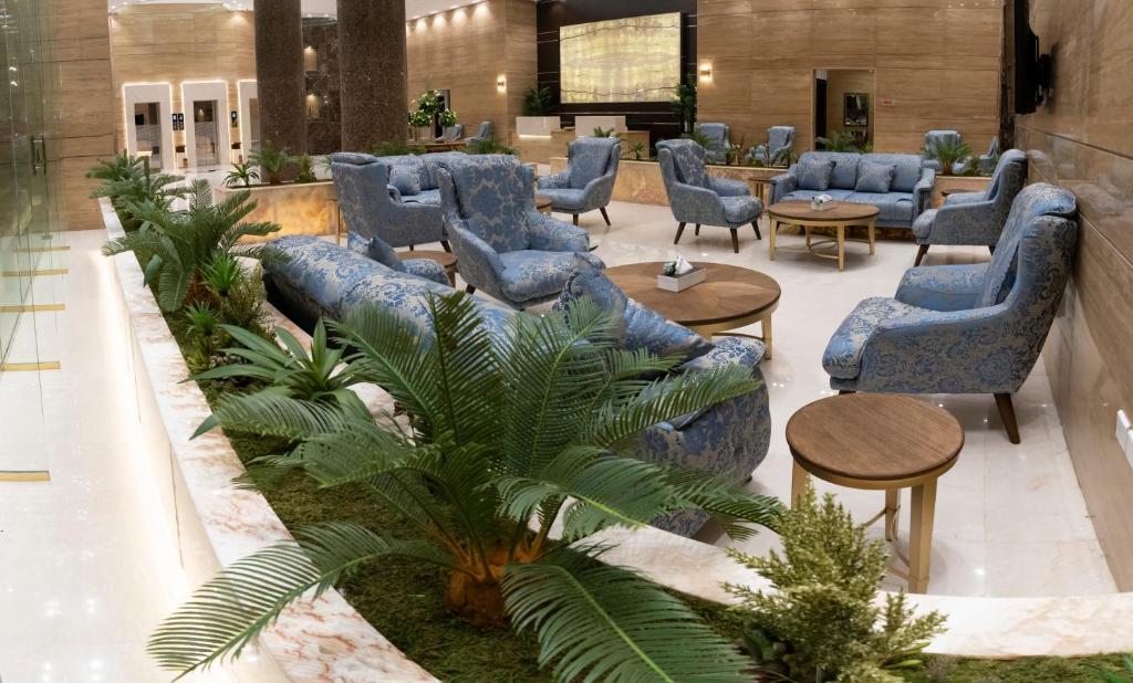 Posezení v ubytování Seven Gardens Hotel
