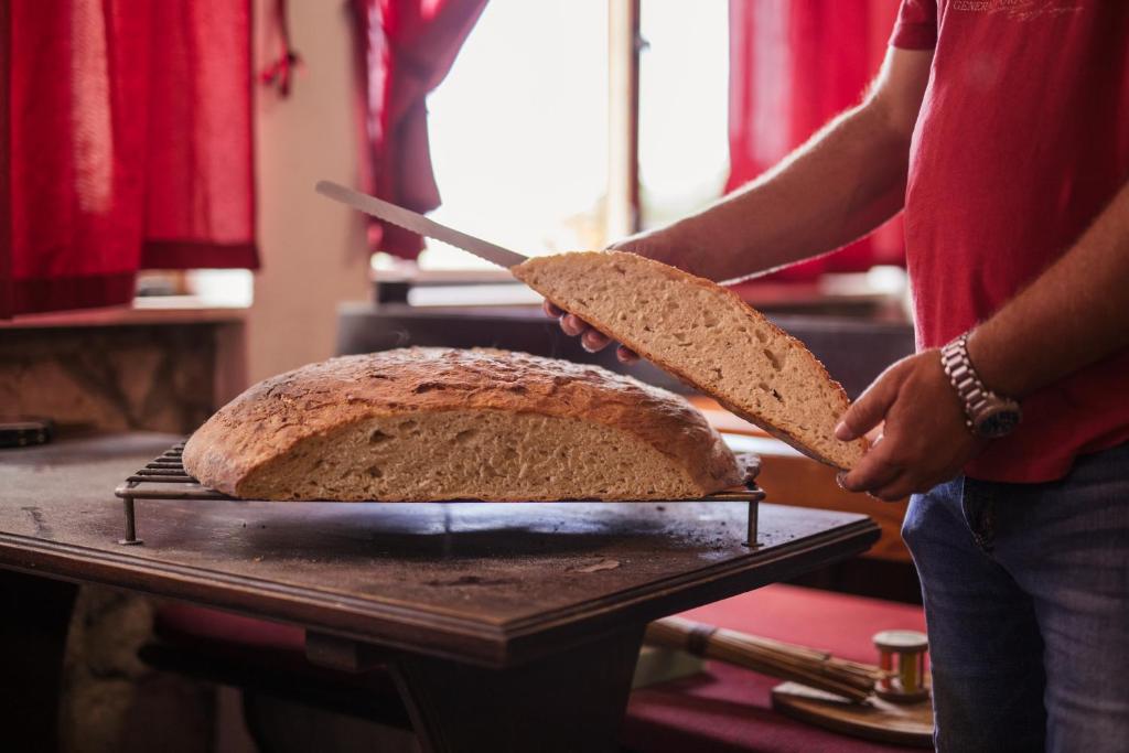 Jedlo v ubytovaní bed & breakfast alebo blízkom okolí