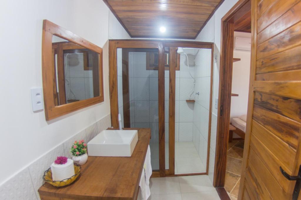 Een badkamer bij Pousada Dunas do Icarai