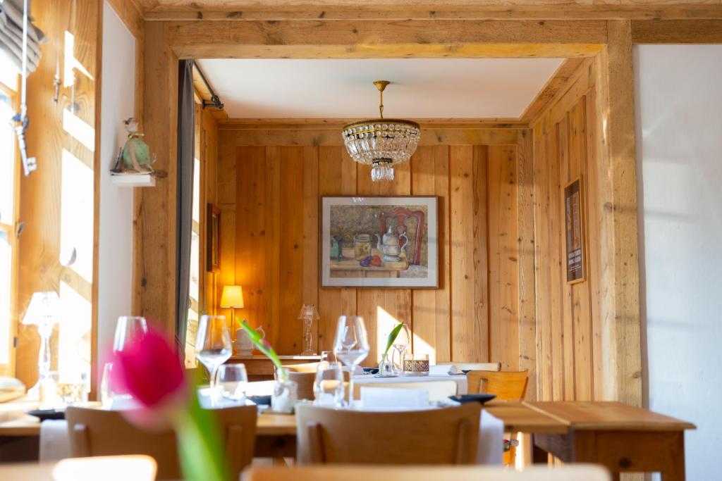 Fotografie z fotogalerie ubytování Gasthof zum Schlüssel La Méridienne Fribourg SA v destinaci Ueberstorf