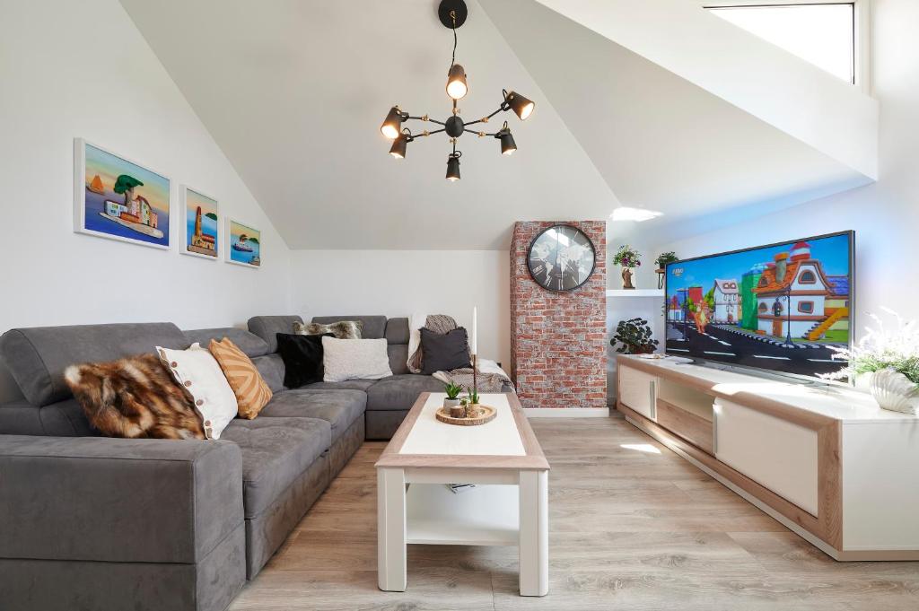 Televízia a/alebo spoločenská miestnosť v ubytovaní Apartment Ana-Marija