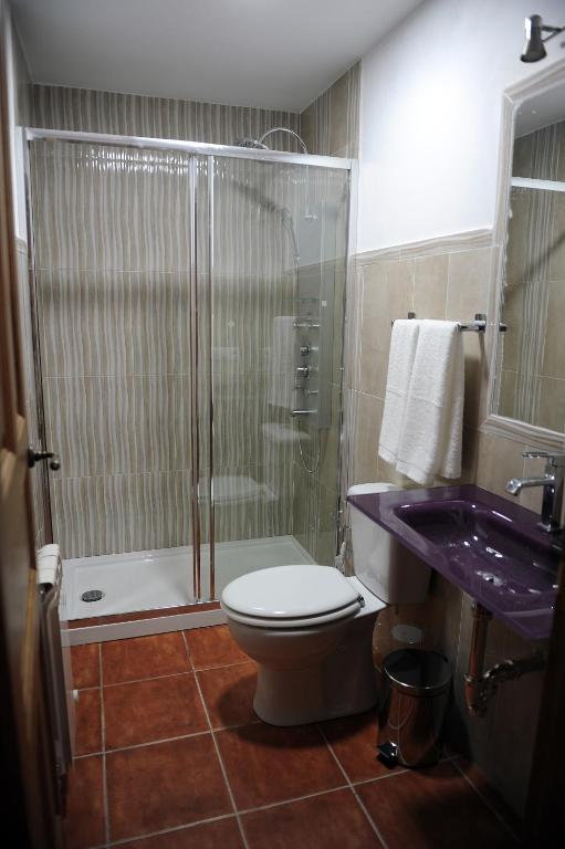 Koupelna v ubytování Hotel Rural El Labrador