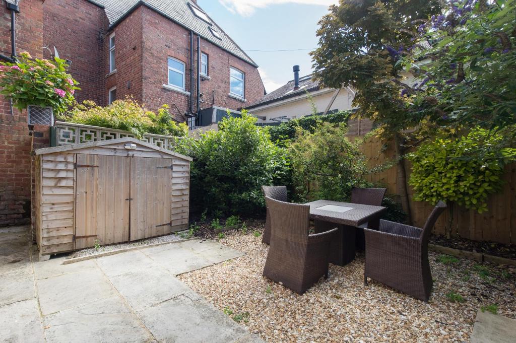 Albany House by Harrogate Serviced Apartments 5