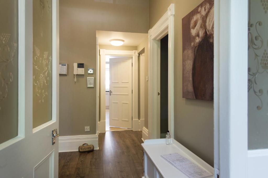 Albany House by Harrogate Serviced Apartments 2