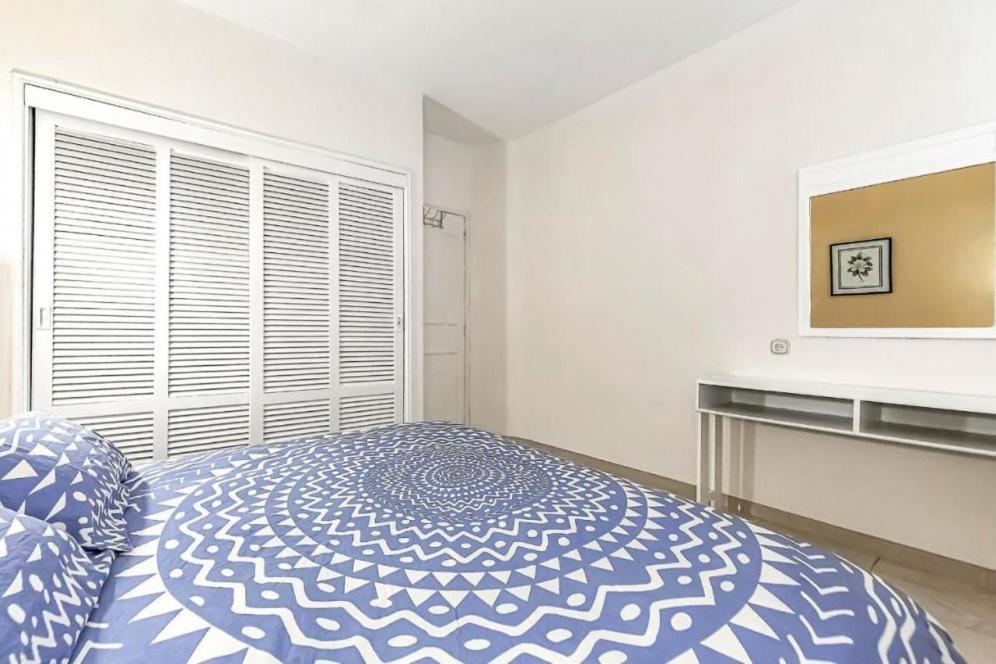 Posteľ alebo postele v izbe v ubytovaní Altamira Apartamentos Adeje