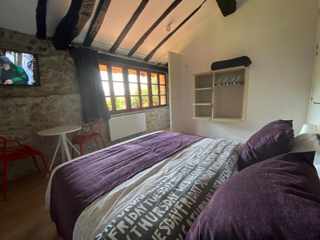 Postel nebo postele na pokoji v ubytování Casa Rural Martiamuno Landetxea