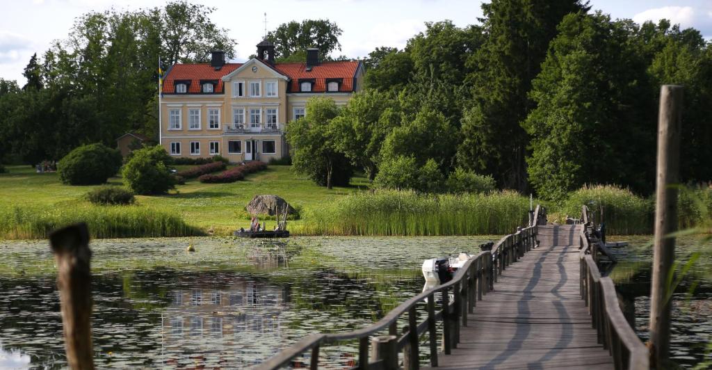 Vandrarhem på Follökna Herrgård