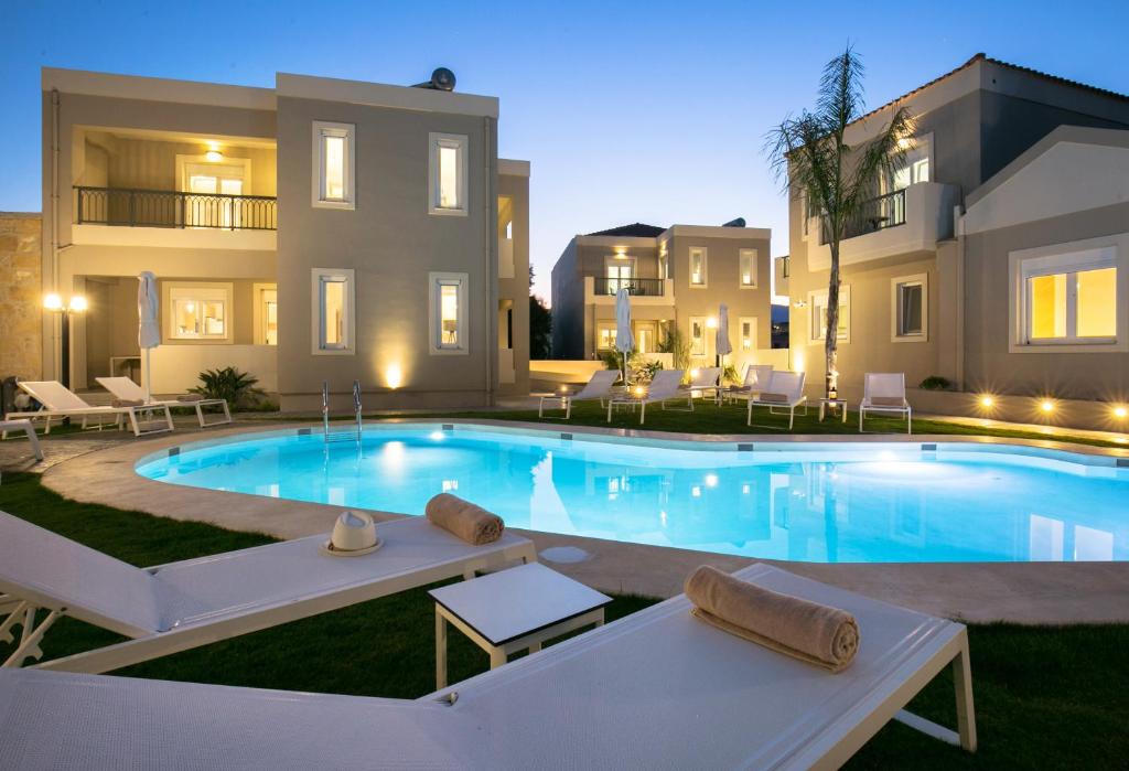 Bazén v ubytování Limosa Luxury Residences nebo v jeho okolí