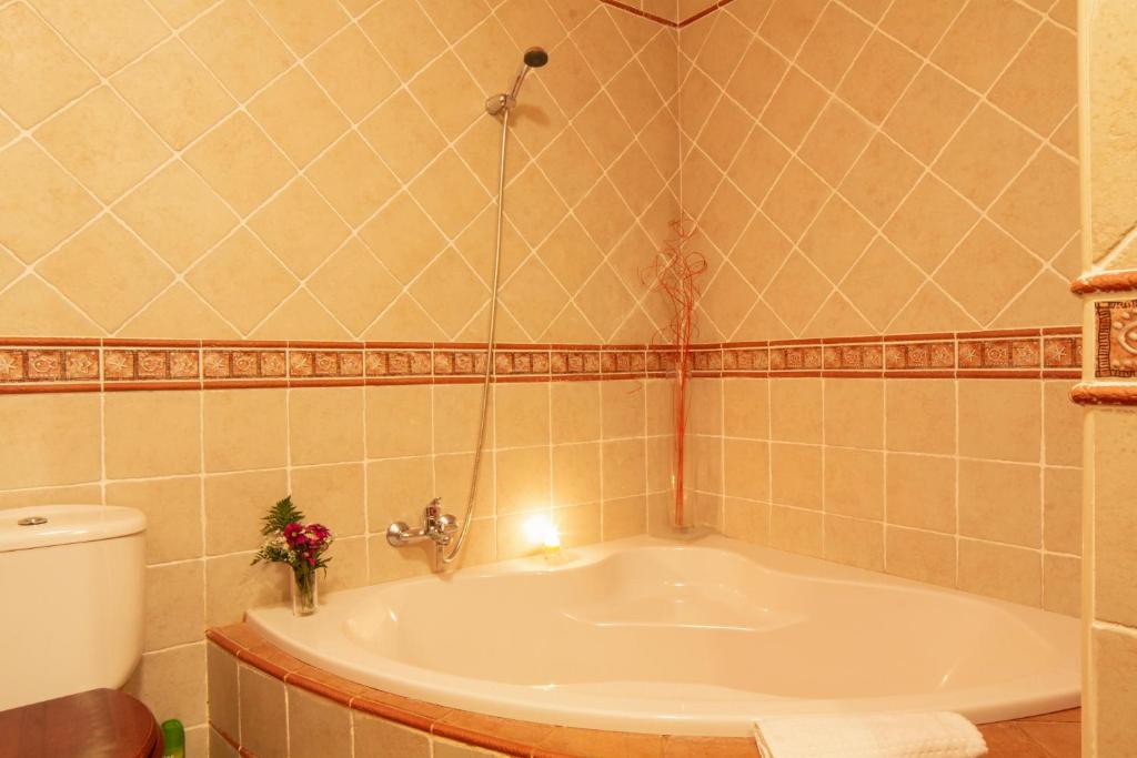 Koupelna v ubytování CASA CON PISCINA EN TENERIFE - VISTA MAR Y EL TEIDE