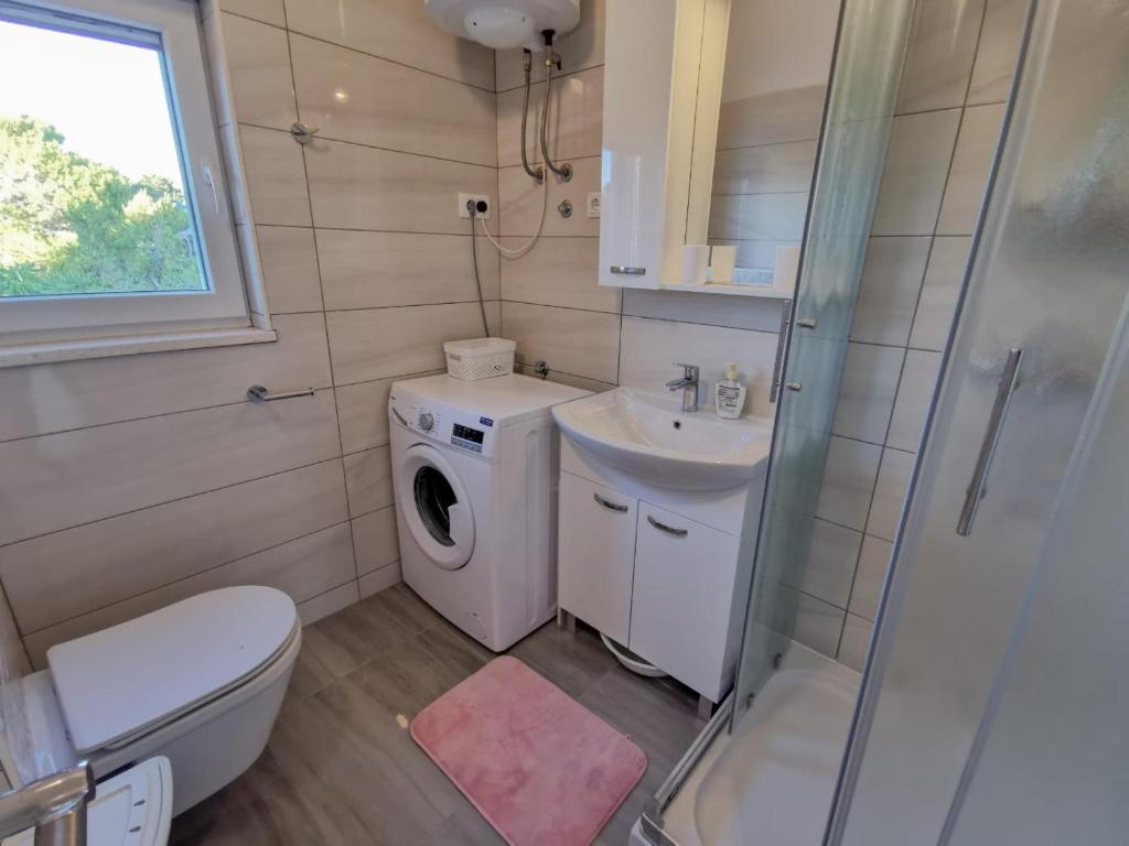 Koupelna v ubytování Apartmani Goga 2