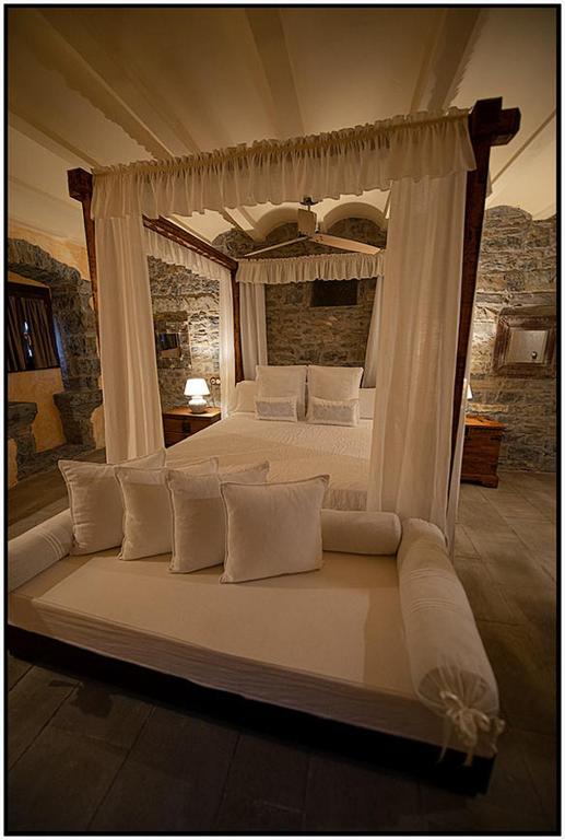 Postel nebo postele na pokoji v ubytování Hotel Posada Al Vent - Adults Only