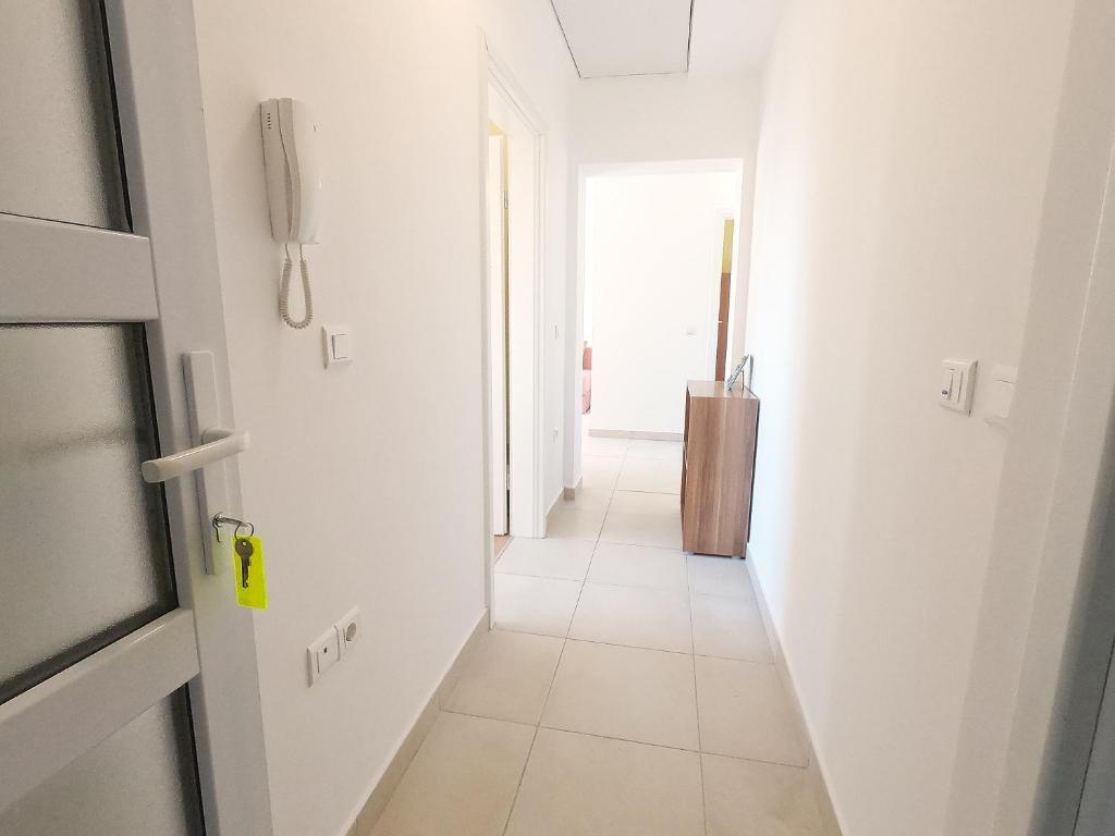 Zdjęcie z galerii obiektu Apartments SOLARIS - with PRIVATE PARKING w mieście Sveti Filip i Jakov