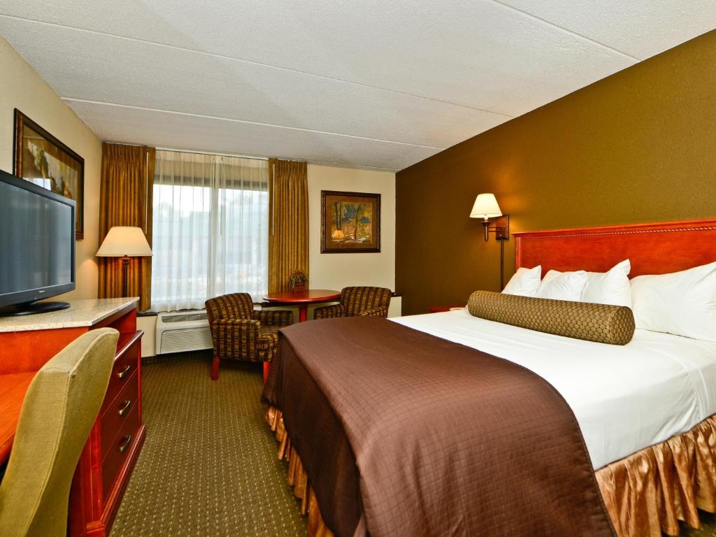 Ramada by Wyndham Plymouth Hotel & Conference Center - Zimmer Mit Kingsize-Bett – Nichtraucher