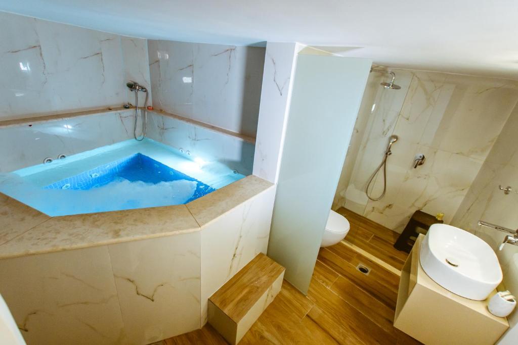 Konmari Boutique Suites - Resim 14