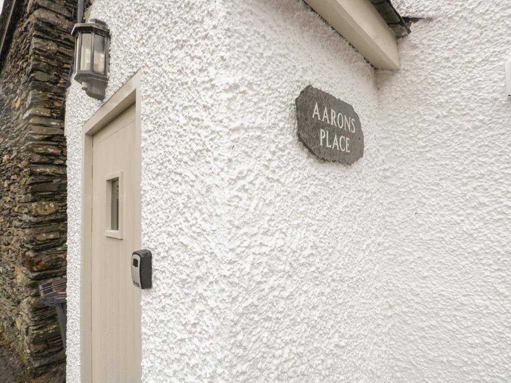 Aarons Place