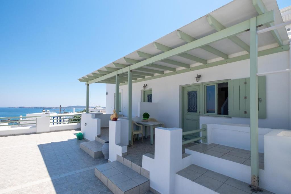 A balcony or terrace at Lorenzo Studios and Suites Paros