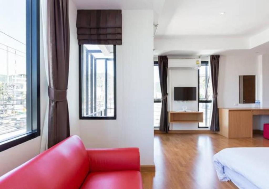 TV a/nebo společenská místnost v ubytování Buk Inn Hotel SHA Plus