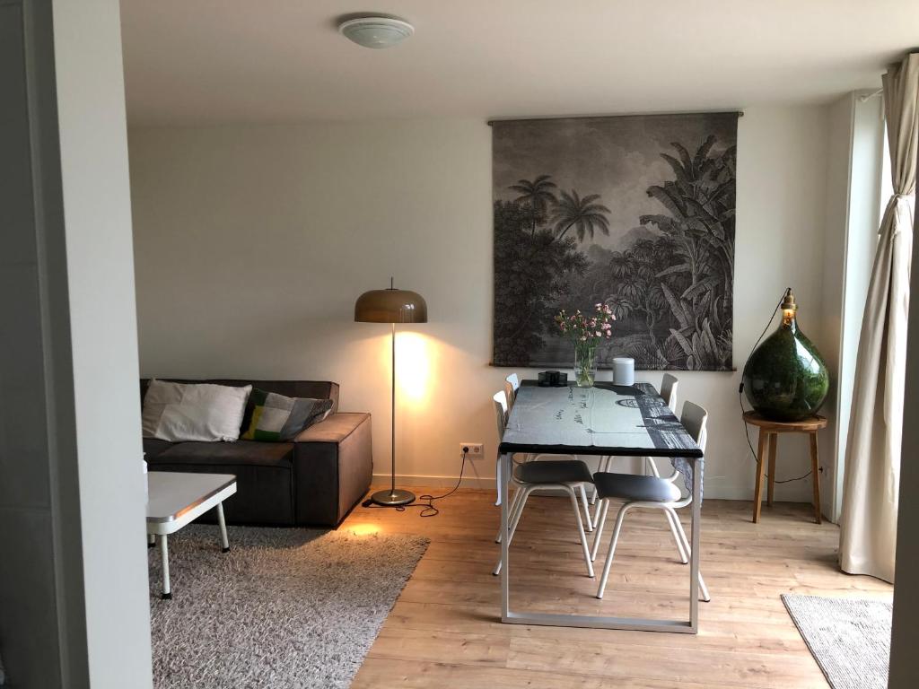 Savina City Centre Apartment Near Beach, Station and Shops - Wohnung
