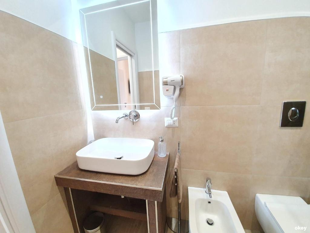 Kúpeľňa v ubytovaní 2B Home - Bari Centro