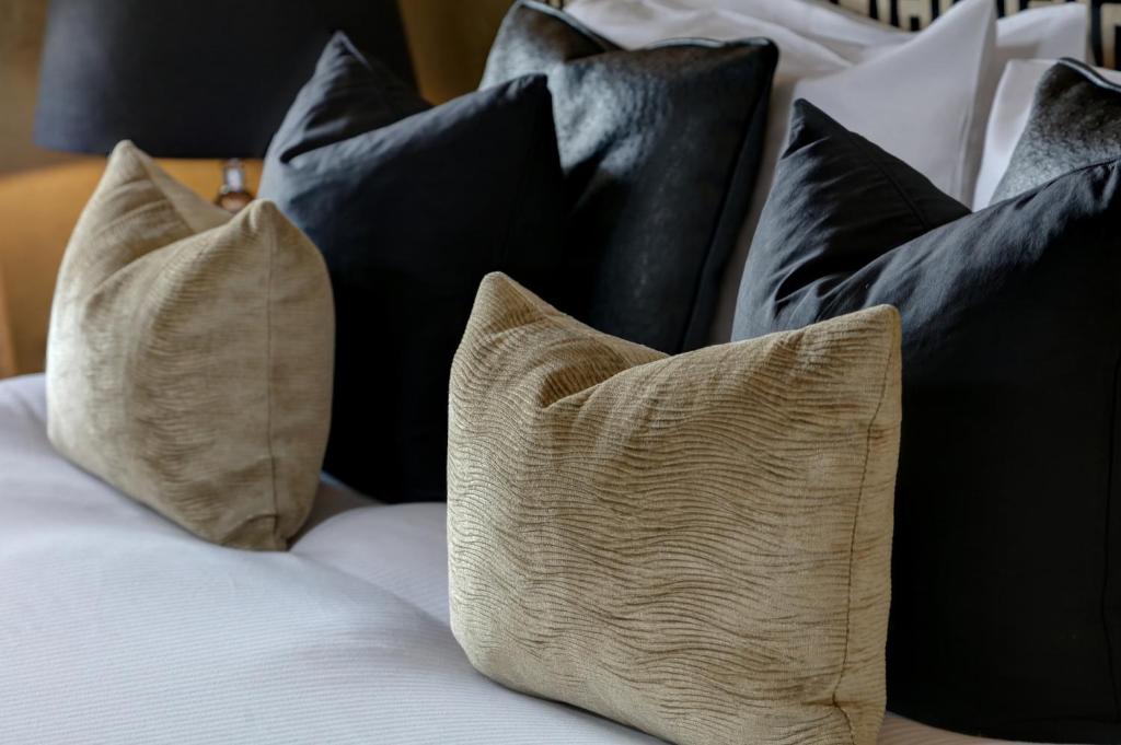 St James Hotel; BW Premier Collection - Resim 38