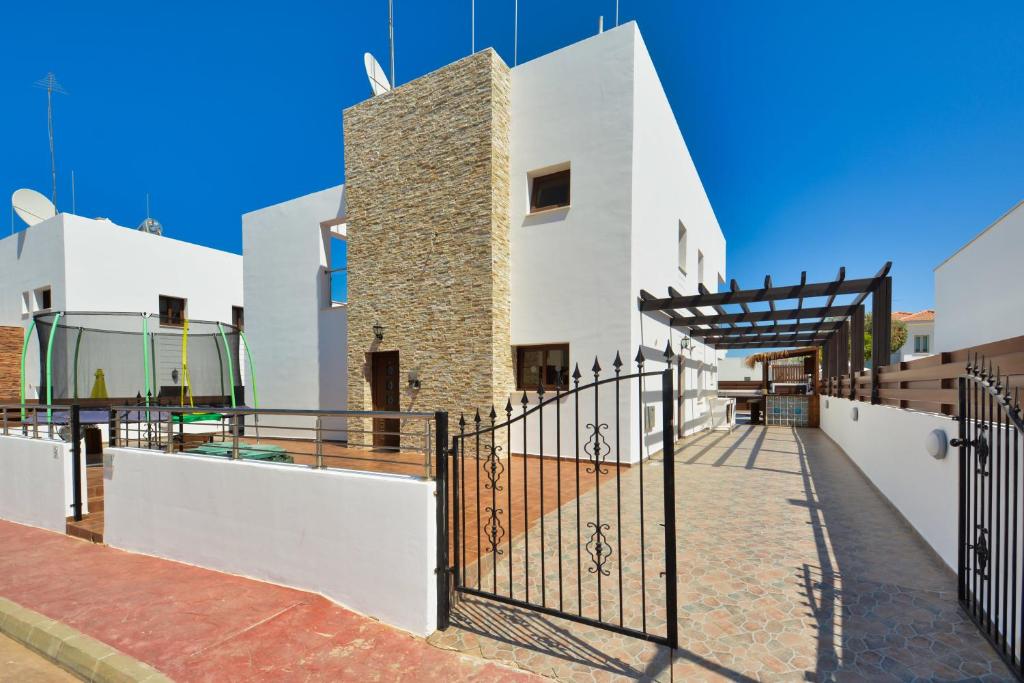 Seafront Protaras Villas - Superior Villa-Villa 9