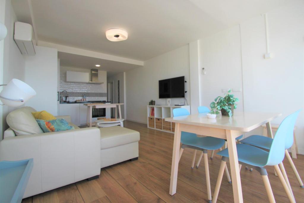 Kuchyň nebo kuchyňský kout v ubytování City Sea Views Apartment Alicante