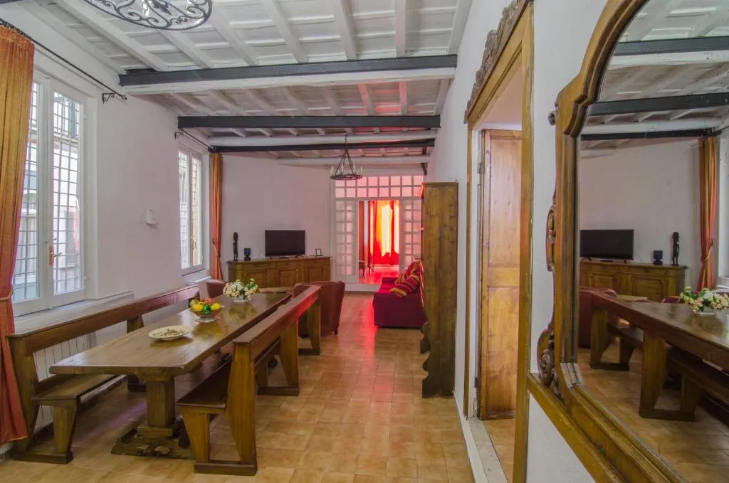 La casa di Livia a Trastevere, Roma, Italy