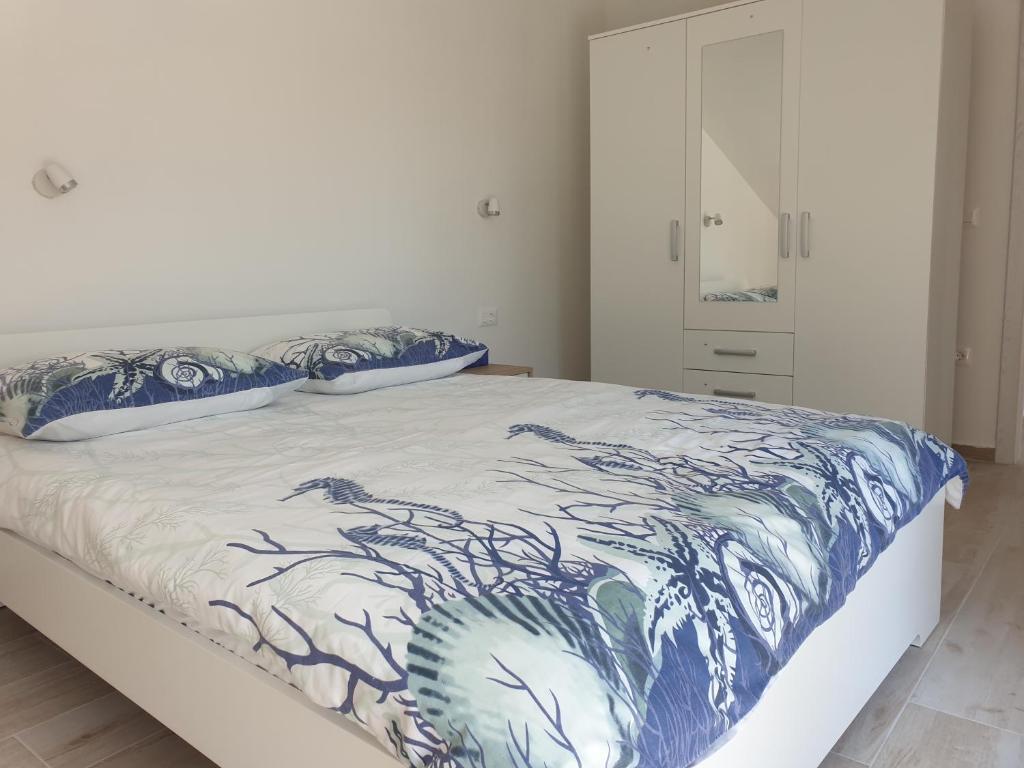 Holiday Apartments Novo Naselje - One-Bedroom House