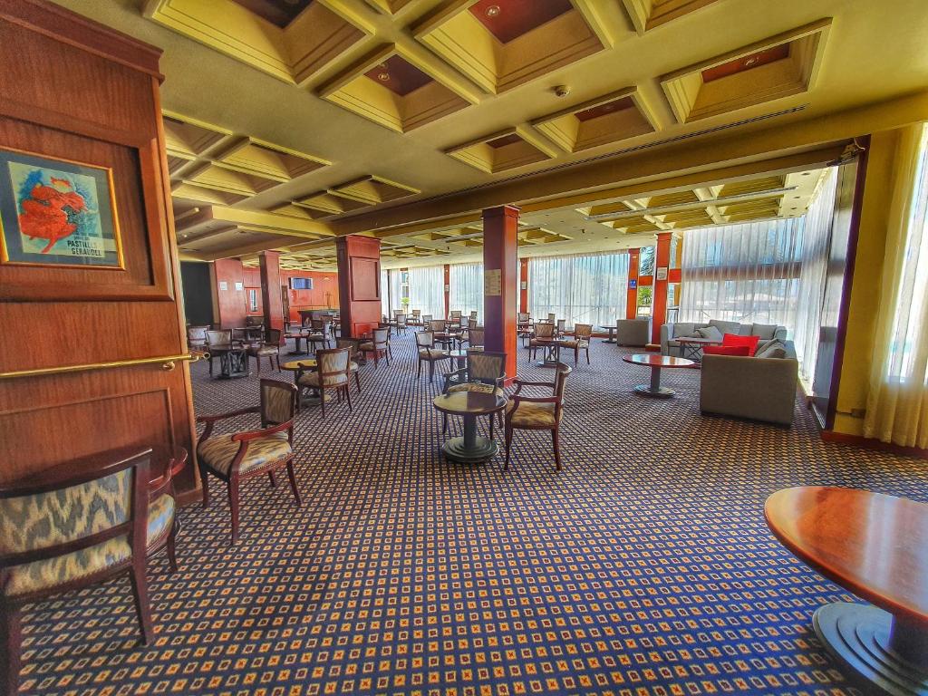 Restaurace v ubytování Palm Beach Resort Families and Couples only