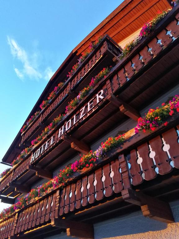 Fotografie z fotogalerie ubytování Hotel Holzer v destinaci Sesto