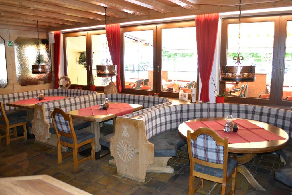 Restaurace v ubytování Hotel Neue Post