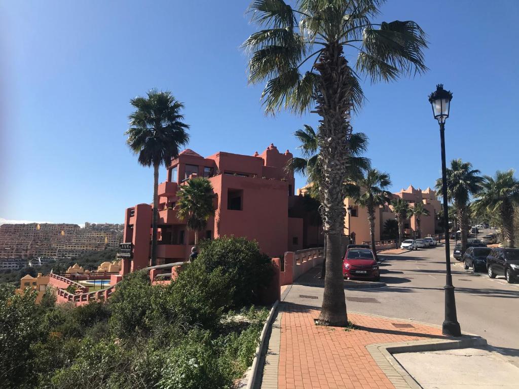 Coto Real Duquesa golf 3 bed 2 bath penthouse with stunning ...