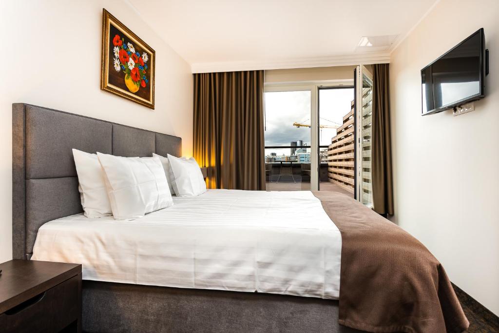 Adoryal Hotell - Deluxe Double Room With Balcony