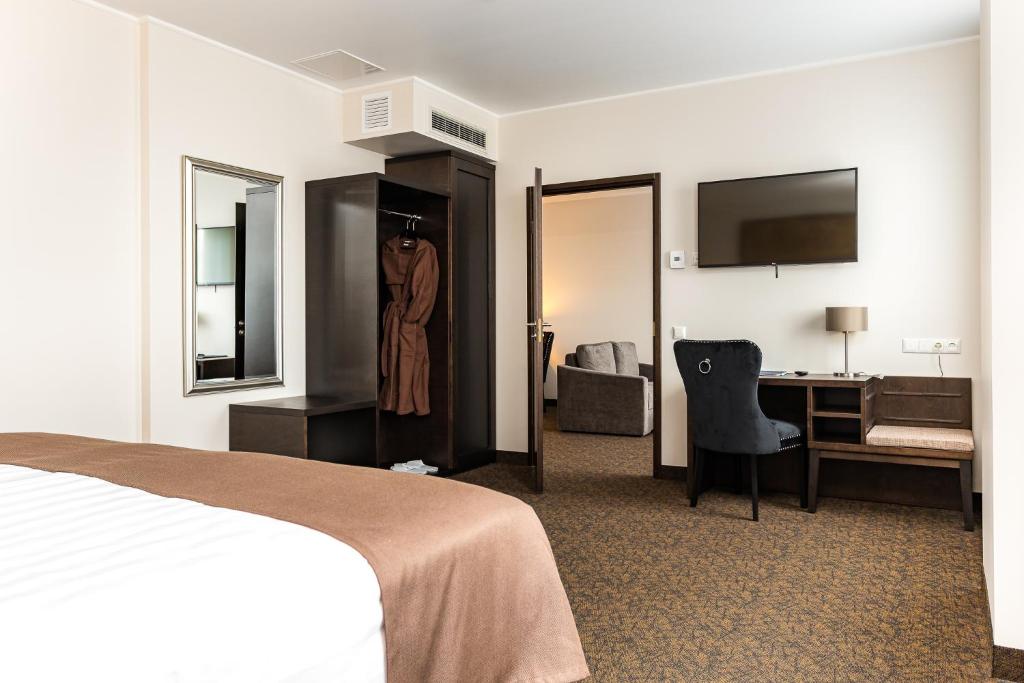 Adoryal Hotell - Tek Yatak Odalı Süit