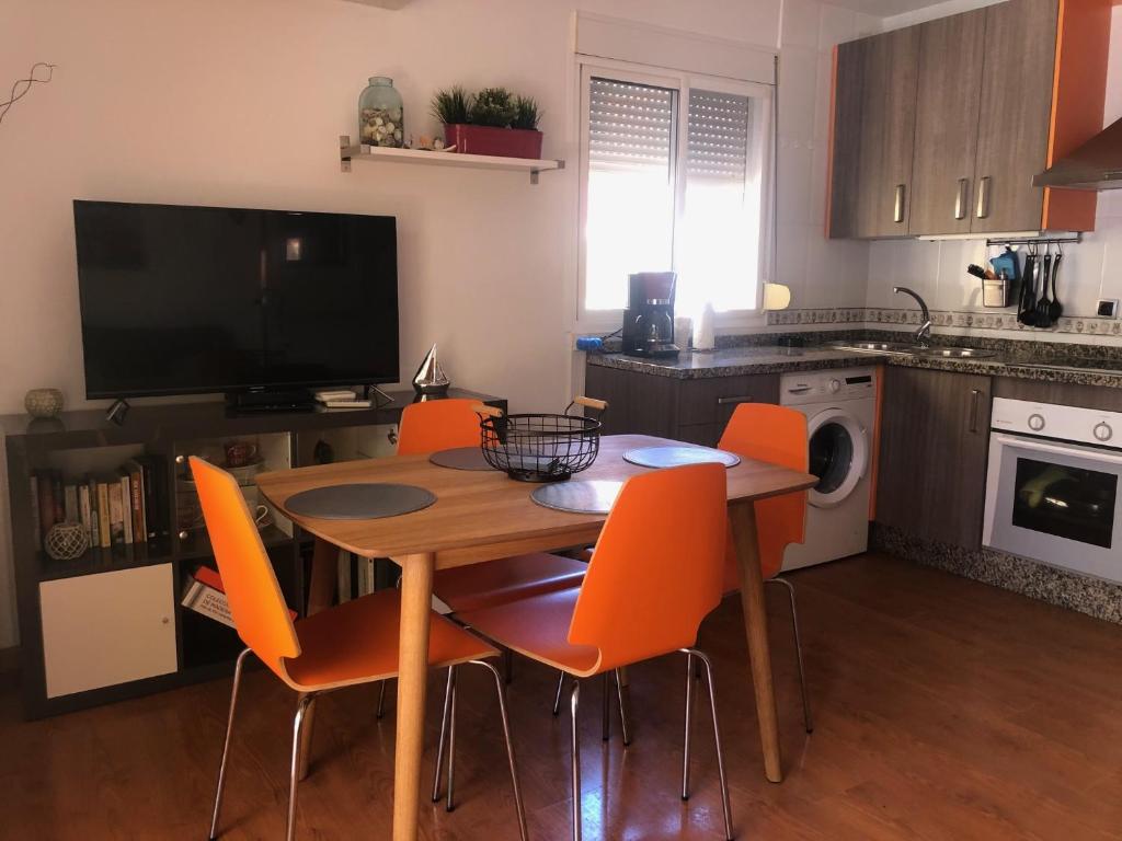 Kuchyňa alebo kuchynka v ubytovaní Aunt Antonia Beach House
