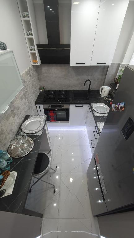 Kuchnia lub aneks kuchenny w obiekcie Apartament Park Saski