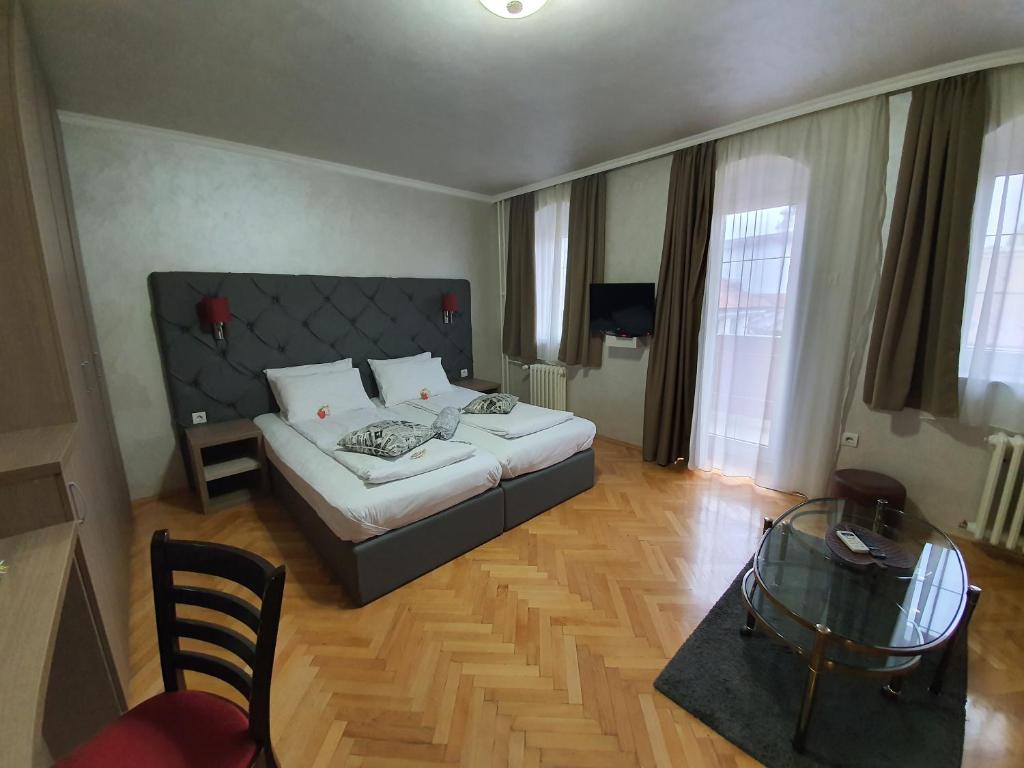 Hotel Fontana - Resim 5